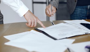 El TJUE sentencia que los hombres que hayan tenido que reclamar judicialmente el complemento de maternidad han de ser indemnizados