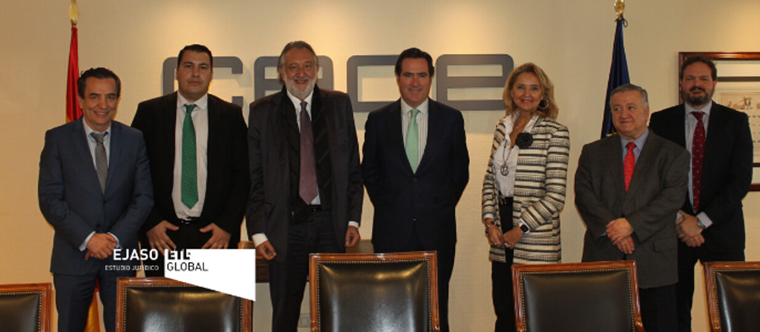 El presidente de CEOE da la bienvenida a la junta directiva de AESAE a la confederación