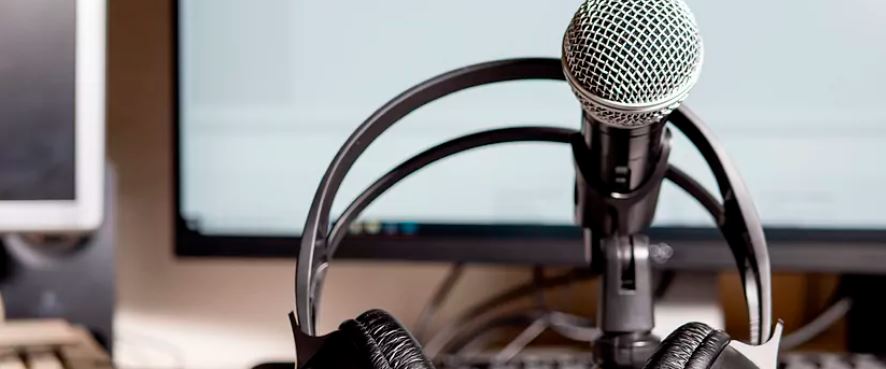 ¿Qué pódcast escuchan los socios directores de los despachos?
