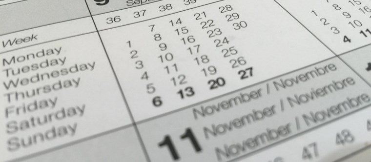 El permiso por enfermedad se debe disfrutar en días hábiles.