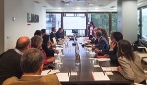 Desayuno informativo "Situación actual del mercado español de biocombustibles. A vueltas con el cumplimiento de las obligaciones regulatorias"