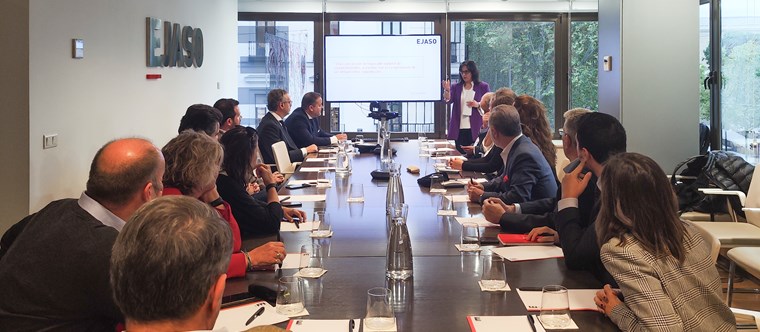 Desayuno informativo "Situación actual del mercado español de biocombustibles. A vueltas con el cumplimiento de las obligaciones regulatorias"