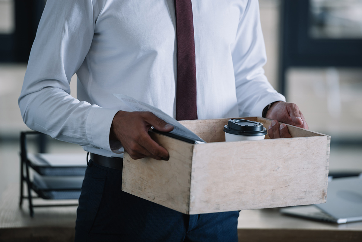 Medidas en el ámbito laboral: el gobierno aprueba nuevas limitaciones para despedir