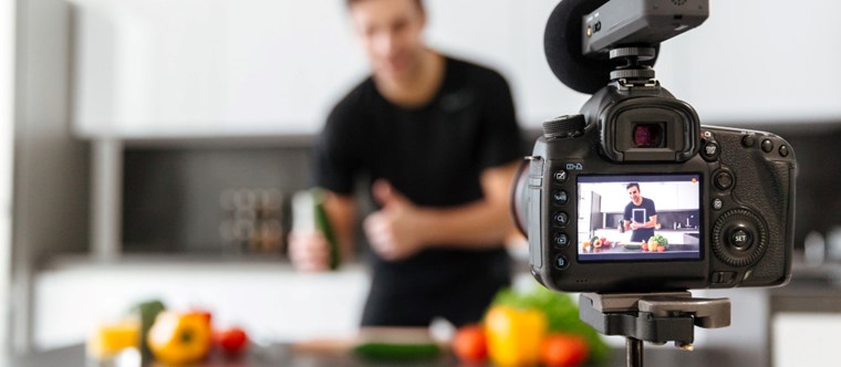 ¿Qué novedades incluye la nueva Ley General de Comunicación Audiovisual para las plataformas de intercambio de contenidos en línea y los vloggers e influencers?