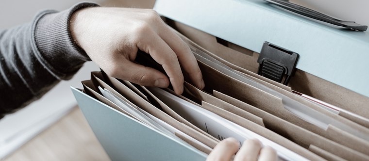 ¿Es necesaria la entrega simultánea a la representación legal de los trabajadores de la carta de despido?
