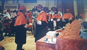 María Emilia Casas, doctora Honoris Causa por la Universidad de Santiago de Compostela