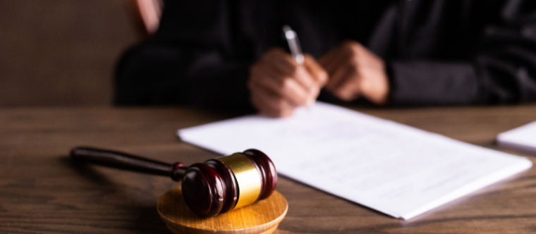 El TS declara nula una cláusula de extinción del contrato por bajo rendimiento.